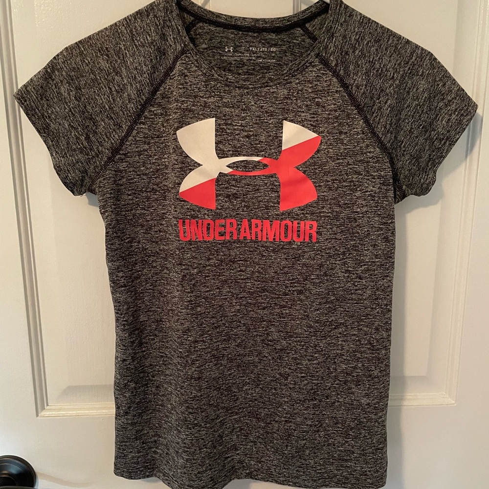 Dri-fit under armour tshirt